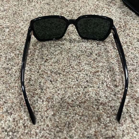 CHANEL Square Sunglasses - Black with Logo - Picture 6 of 11
